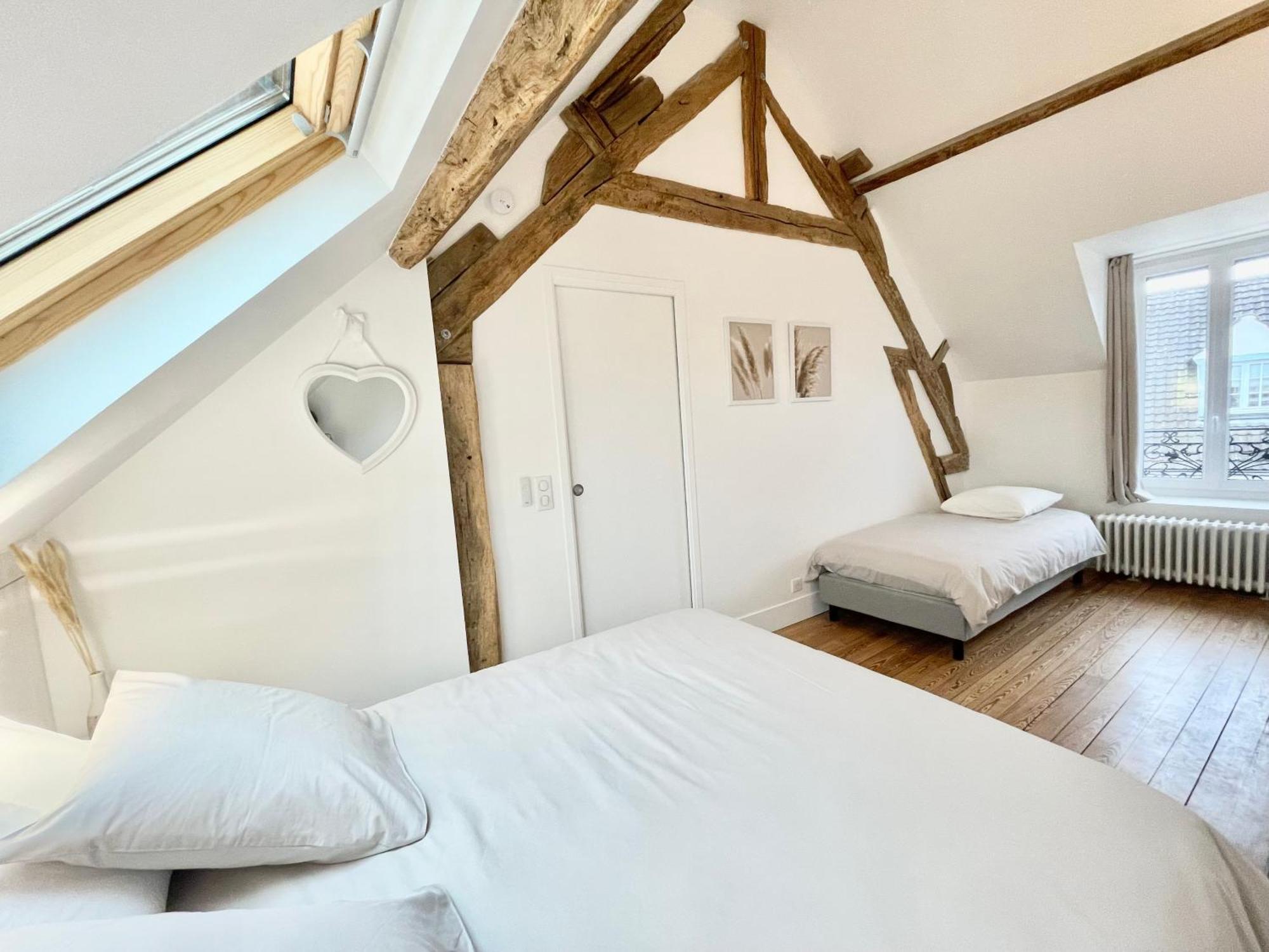La Demeure Des Hotes 10 Minutes De Disney Couilly-Pont-aux-Dames Экстерьер фото
